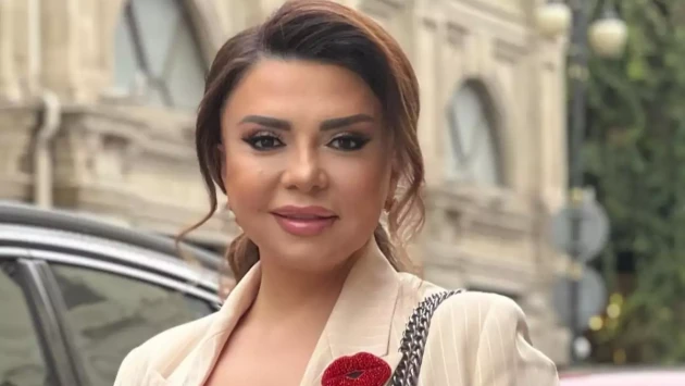 Məşhur xanəndəmiz məktəbli geyimindən DANIŞDI: "ALQIŞLAYIRAM"