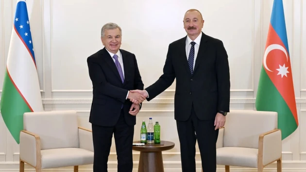 İlham Əliyev Özbəkistan Prezidenti ilə görüşüb 