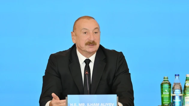 “Kiməsə dərs deməyə çalışmazdan öncə güzgüyə baxmalısınız” 