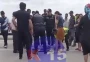 Səkiyə çıxan maşın ana və qızını vurdu - Biri öldü - Video&nbsp;