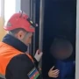 Liftdə qalan yeniyetmə xilas edildi - Video&nbsp;