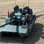 13 yaşlı qızı ilə tank sürdü - Fotolar&nbsp;