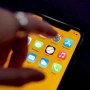 "iPhone" istifadəçilərinə xəbərdarlıq — Təcili bunu edin 