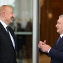 Prezident İlham Əliyev Daşkənddə Müstəqillik abidəsini ziyarət edib&nbsp;