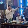 Meyxanaçılar arasında insident: Balaəli həmkarına BUTULKA ATDI - VİDEO  